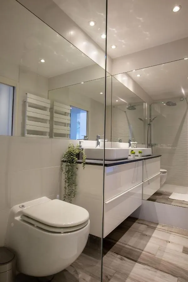 Apartment L'Echappee Du 36 - 4 Chambres Dans Le Triangle D'Or A 100M Du Lac, Parking Gratuit Annecy